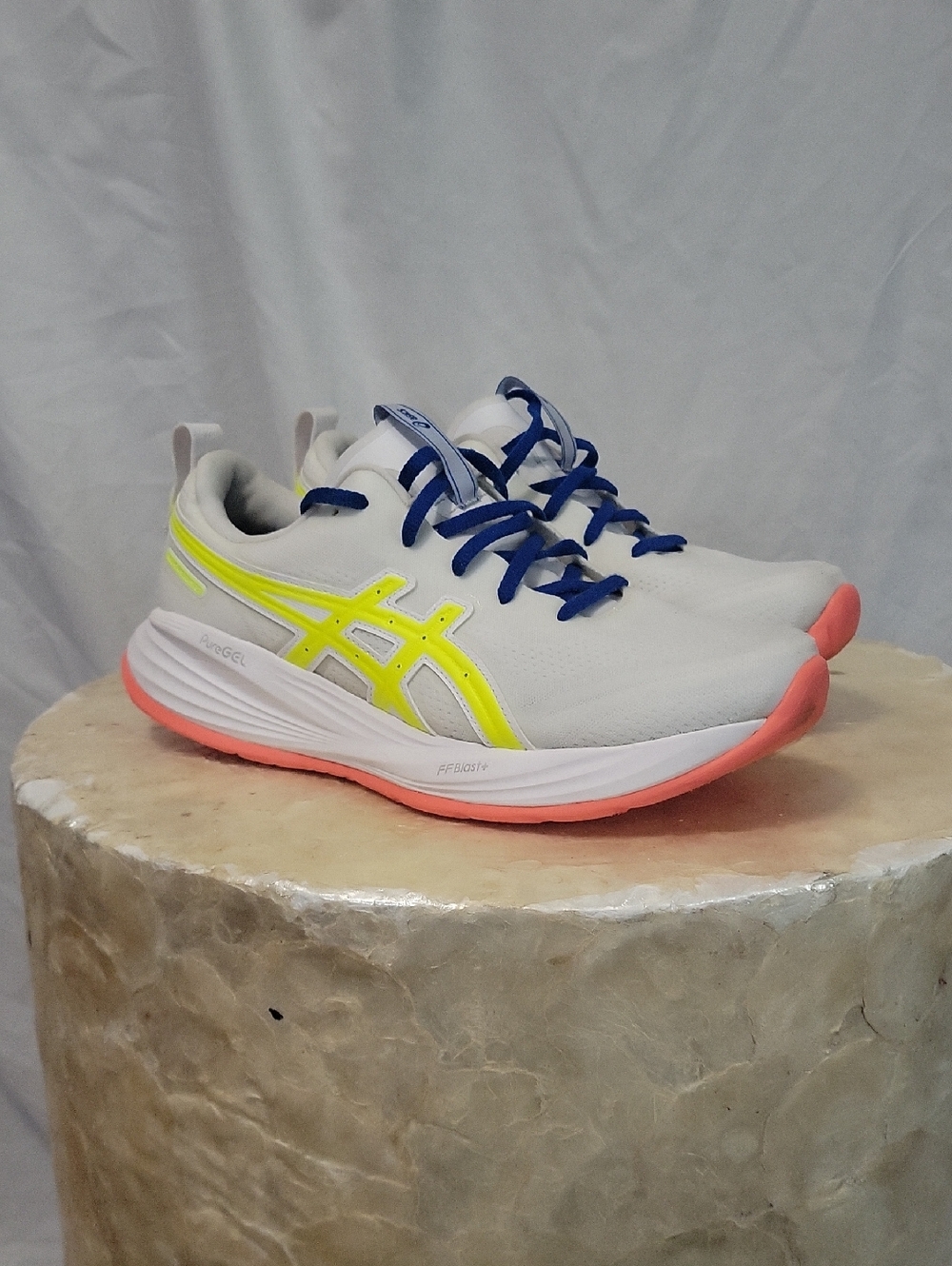ASICS GEL-CUMULUS 27 running shoes size 11